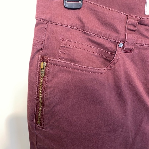 Aventura Women's Deep Burgundy Skinny Jeans - Picture 2 of 8